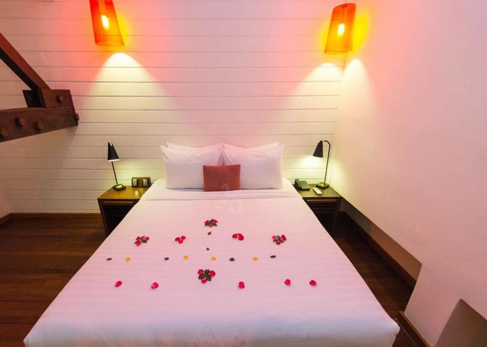 The Loft Hotel Downtown Rangoon Eksteriør billede