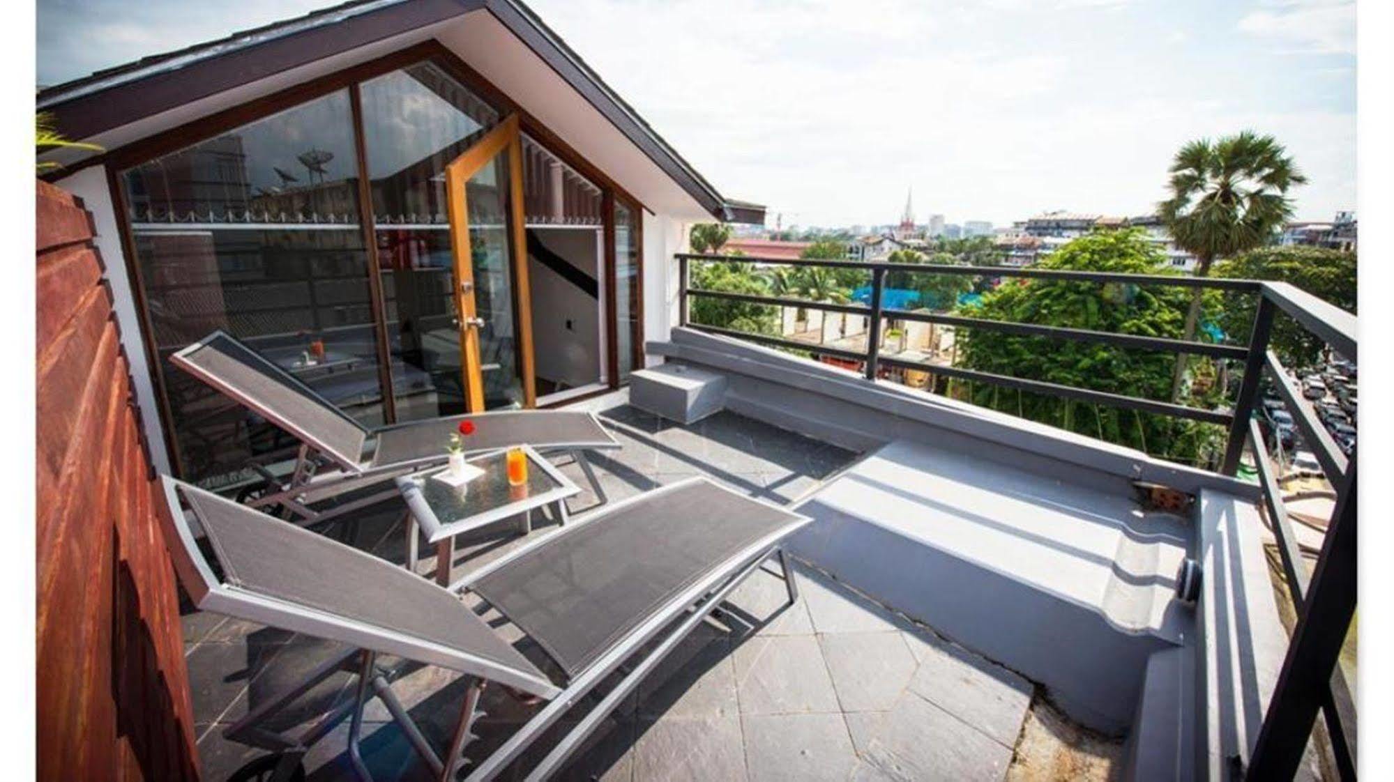 The Loft Hotel Downtown Rangoon Eksteriør billede
